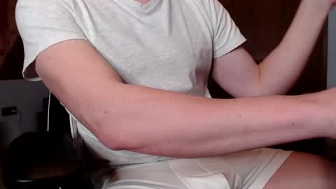 Snapshot of thedome372 chatting on 03/01/25, 06:32 thedome372 online show from 03/01/25, 06:32