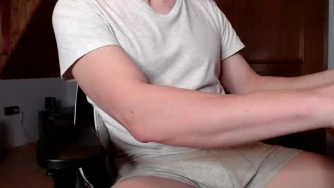 Snapshot of thedome372 chatting on 03/06/25, 08:48 thedome372 online show from 03/06/25, 08:48