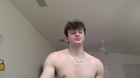 Snapshot of thedomman32 chatting on 07/08/26, 01:32 Dominick online show from 07/08/26, 01:32