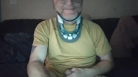 Snapshot of thee_lone_boner chatting on 10/01/25, 08:37 Alpha online show from 10/01/25, 08:37