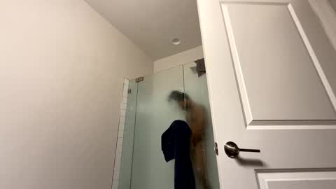 Snapshot of theekingcapo chatting on 01/17/25, 11:51 king capo thee online show from 01/17/25, 11:51