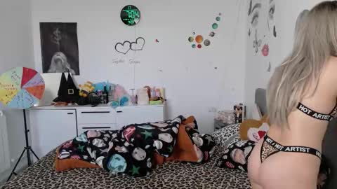 TheFarmergirl online show from 04/28/26, 04:06
