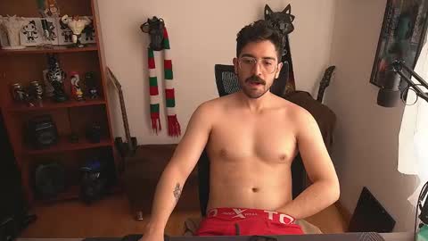 Snapshot of thefckingwolf chatting on 12/16/25, 05:07 Wolf Independent model online show from 12/16/25, 05:07