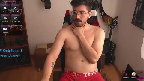 Snapshot of thefckingwolf chatting on 12/19/25, 03:41 Wolf Independent model online show from 12/19/25, 03:41