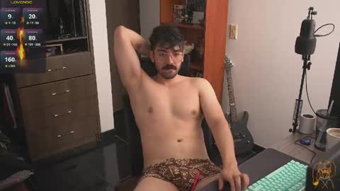 Snapshot of thefckingwolf chatting on 05/15/26, 02:35 Wolf Independent model online show from 05/15/26, 02:35
