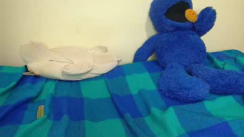 independent Model online show from 01/13/25, 08:15