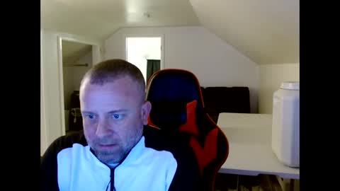 Snapshot of theflirtinsquirts chatting on 02/01/26, 03:27 EthicalNightOps online show from 02/01/26, 03:27