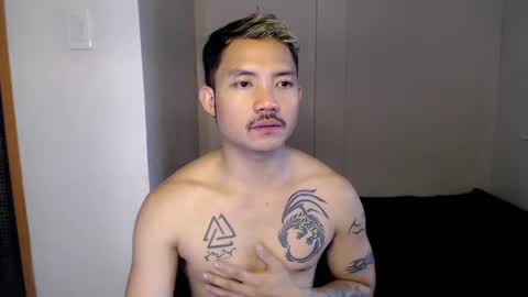 Snapshot of thefriskyasian chatting on 02/16/25, 05:15 Jaycee online show from 02/16/25, 05:15