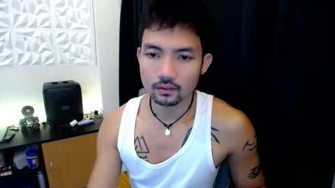 Snapshot of thefriskyasian chatting on 10/07/25, 01:03 Jaycee online show from 10/07/25, 01:03