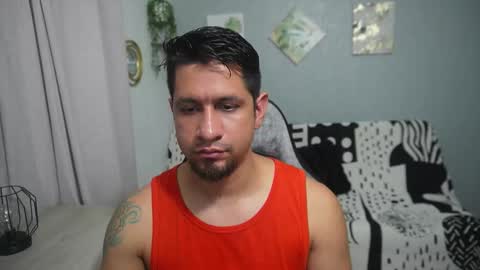 Snapshot of thegianni chatting on 10/03/25, 03:25 Marcelo online show from 10/03/25, 03:25