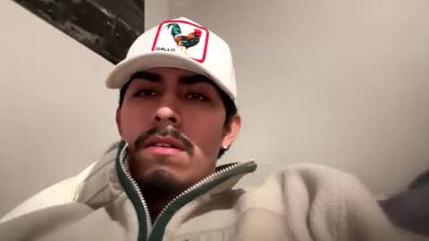 theglorious2002 online show from 11/25/25, 09:26