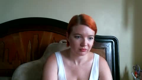 Snapshot of thegoddessfrida chatting on 10/30/25, 02:51 Goddess Frida online show from 10/30/25, 02:51