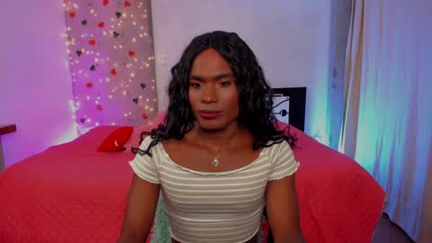 Snapshot of thegoldenbitch chatting on 12/30/24, 12:22 Goldie online show from 12/30/24, 12:22