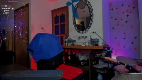Goldie online show from 04/28/26, 02:27