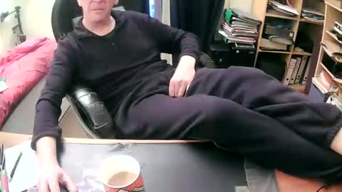 Snapshot of thegoodteacher54 chatting on 02/18/26, 05:42 paul online show from 02/18/26, 05:42