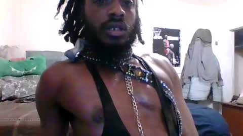Snapshot of theguyss678 chatting on 01/13/25, 10:14 Arching4Life online show from 01/13/25, 10:14
