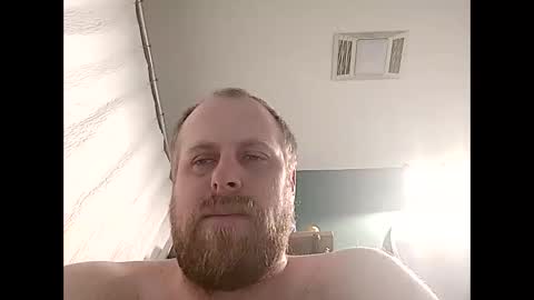 Snapshot of thehammerxx chatting on 10/17/25, 10:07 thehammerxx online show from 10/17/25, 10:07