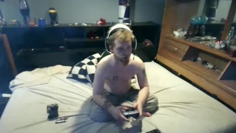 Snapshot of thehotfoxdd chatting on 09/12/25, 06:57 fuzzyfox online show from 09/12/25, 06:57