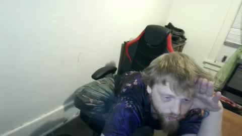 Snapshot of thehotfoxdd chatting on 01/14/26, 11:42 fuzzyfox online show from 01/14/26, 11:42