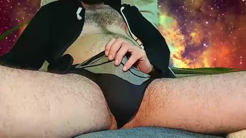 Snapshot of thehotstepperx chatting on 12/18/25, 12:49 thehotstepperx online show from 12/18/25, 12:49