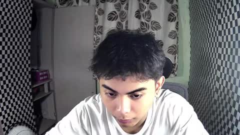 Xerxis online show from 12/04/24, 10:35