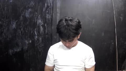 Xerxis online show from 02/17/25, 09:03