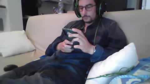 Snapshot of theitalianx95x chatting on 10/15/25, 07:58 theitalianx95x online show from 10/15/25, 07:58