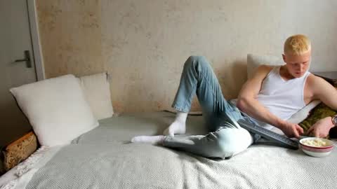 Snapshot of thejacob_d chatting on 04/23/26, 12:29 thejacob_d online show from 04/23/26, 12:29
