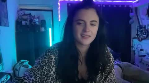 Snapshot of thejennataylor chatting on 03/03/26, 11:05 thejennataylor online show from 03/03/26, 11:05