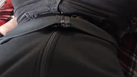 Snapshot of thejerk1974 chatting on 01/25/25, 10:07 Liam online show from 01/25/25, 10:07