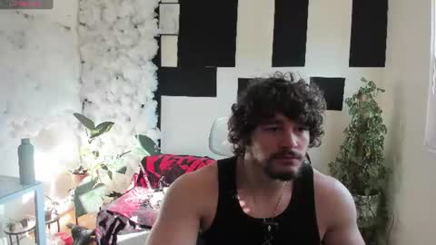 Snapshot of thejohnnystone chatting on 07/08/26, 11:42 Johnny Stone online show from 07/08/26, 11:42