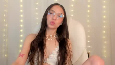 Snapshot of thekatemess_ chatting on 06/05/26, 05:14 Katie. Kate is the name I go by. online show from 06/05/26, 05:14