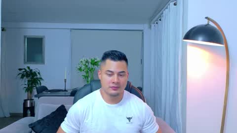 Snapshot of thekingerick chatting on 01/16/26, 03:54 thekingerick online show from 01/16/26, 03:54