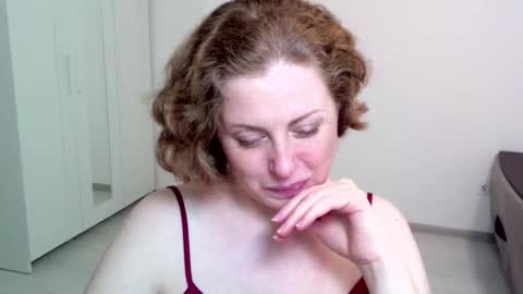 Ella online show from 12/15/24, 07:46