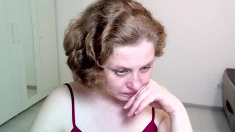 Ella online show from 12/18/24, 06:46