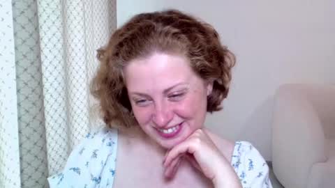 Ella online show from 10/10/25, 08:02