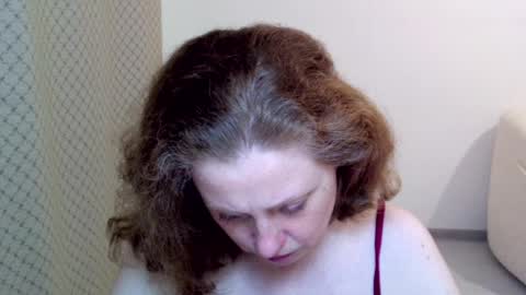 Ella online show from 04/05/26, 08:39