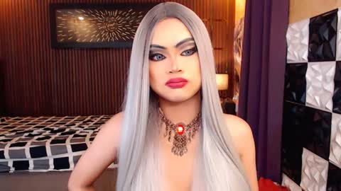 Snapshot of thelastdestroyerxx chatting on 07/12/26, 10:34 Paula online show from 07/12/26, 10:34