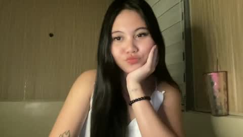 Snapshot of thelifeof_kiara chatting on 07/01/26, 01:02 thelifeof_kiara online show from 07/01/26, 01:02