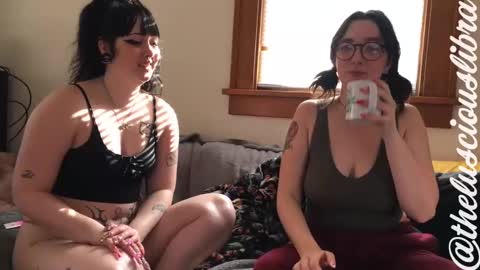 Snapshot of thelusciouslibra chatting on 01/27/25, 08:07 thelusciouslibra online show from 01/27/25, 08:07