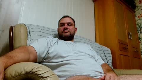 Snapshot of themastercomander chatting on 10/19/25, 04:07 Big Alpha Daddy Master online show from 10/19/25, 04:07