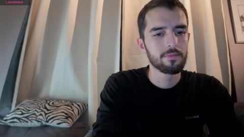 themmistokles online show from 10/23/25, 09:52