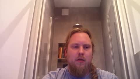 Snapshot of thenewdude1992 chatting on 01/07/26, 06:43 thenewdude1992 online show from 01/07/26, 06:43