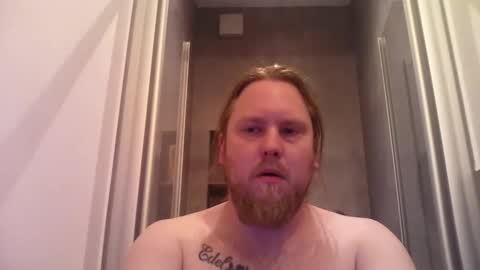 Snapshot of thenewdude1992 chatting on 04/07/26, 07:03 thenewdude1992 online show from 04/07/26, 07:03