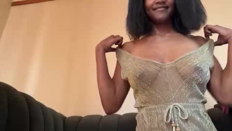 Snapshot of thenymphshow chatting on 09/24/25, 10:18 thenymphshow online show from 09/24/25, 10:18