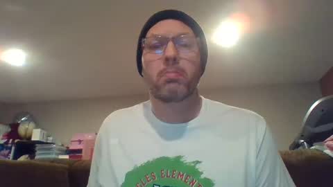 Snapshot of theo6974z chatting on 01/30/25, 03:55 theo6974z online show from 01/30/25, 03:55