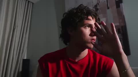 Snapshot of theohawke_ chatting on 01/19/26, 12:36 THEO- MATEO online show from 01/19/26, 12:36