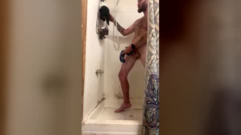 Snapshot of theoneandonlyfussypart809019 chatting on 03/24/26, 06:18 theoneandonlyfussypart809019 online show from 03/24/26, 06:18