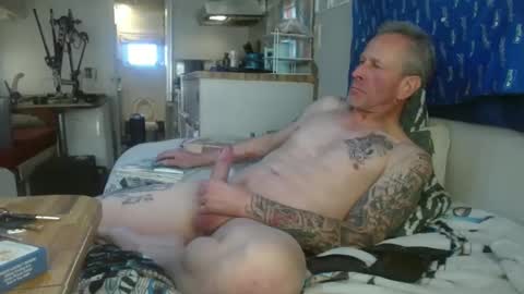 Snapshot of theoneyouwant2fuck chatting on 01/15/25, 07:55 theoneyouwanttwofuck online show from 01/15/25, 07:55