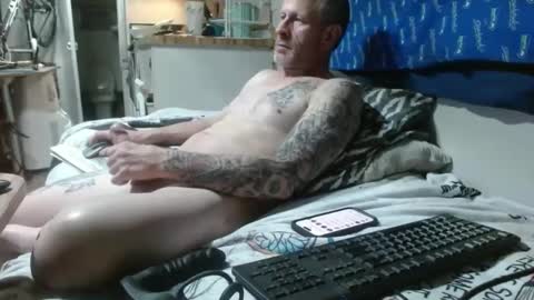 Snapshot of theoneyouwant2fuck chatting on 02/05/25, 02:40 theoneyouwanttwofuck online show from 02/05/25, 02:40